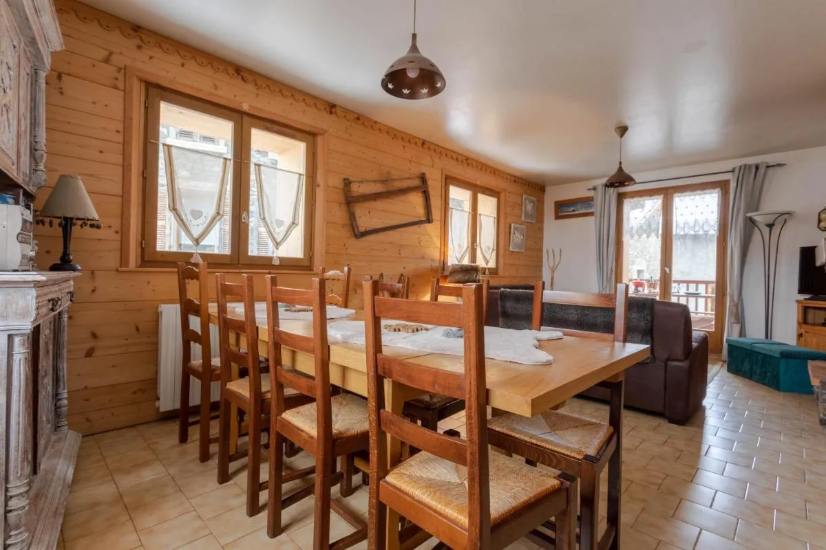 Image 4 of Chalet Laura