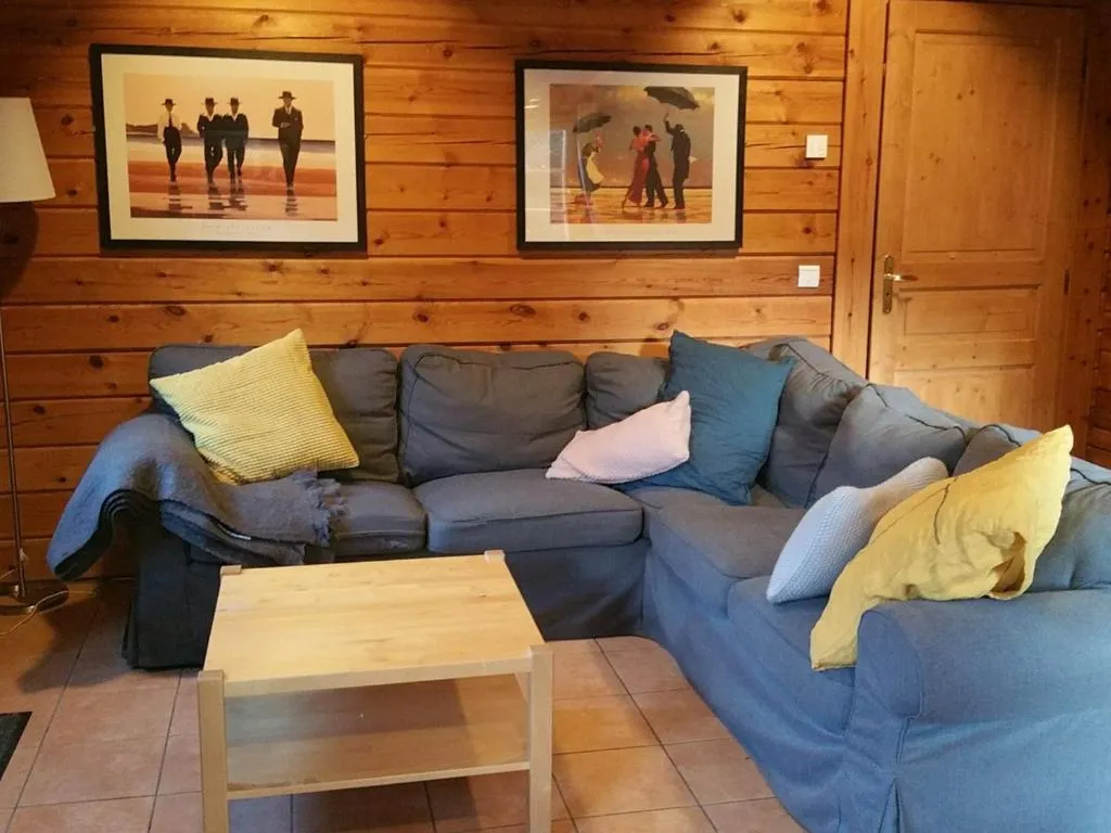 Image of Chalet Noëlla – Chalet traditionnel en bois à 250m des pistes, centre et animations, 14 pers – FR-1-513-60