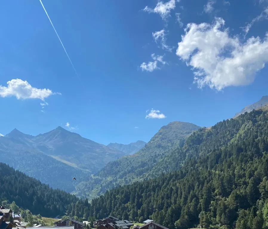 Image of Chalet Olympie, Appartement avec balcon et vue montagne, ski aux pieds, Méribel-Mottaret