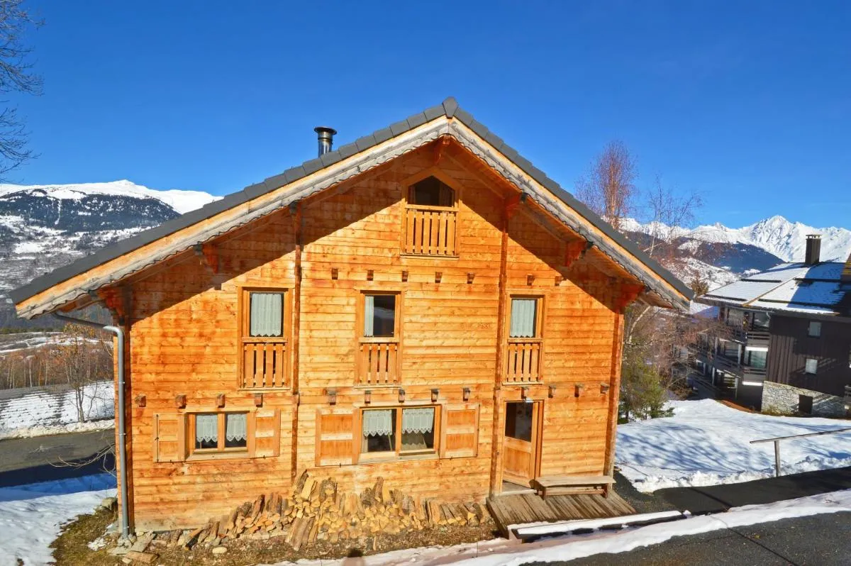 Image 4 of Chalet Phoenix
