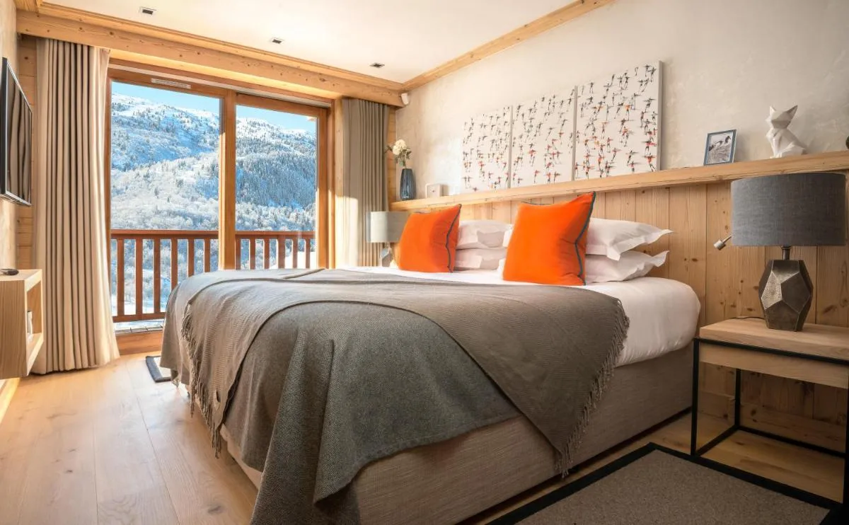Image 2 of Chalet Serendipity