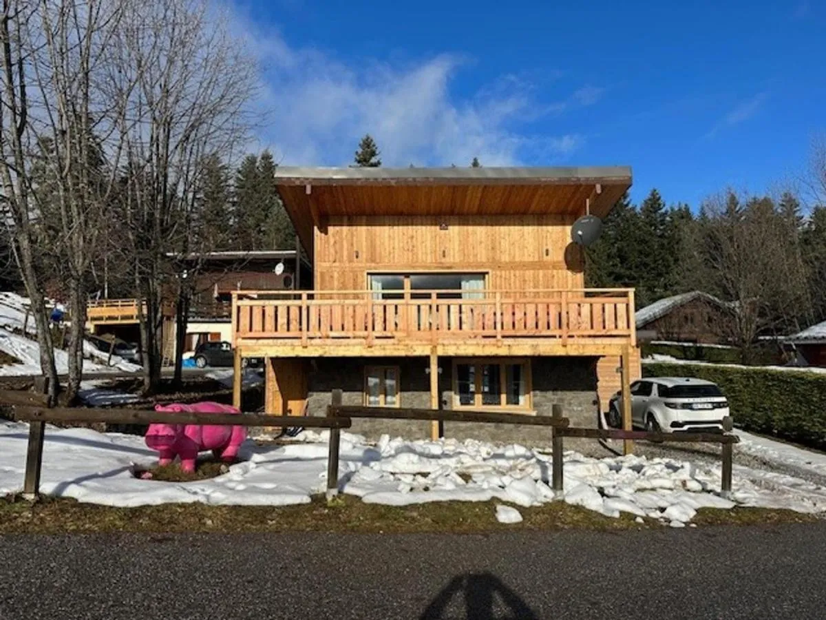 Image 2 of Chalet chaleureux avec vue sur les montagnes de La Lechere