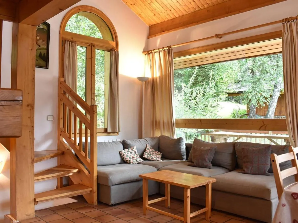 Image 2 of Chalet cosy 6 pers. à 100m des pistes avec garage fermé et parking, Méribel – FR-1-180-411
