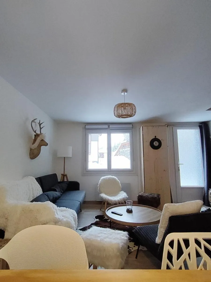 Image 5 of Chalet de montagne au cœur de Doucy