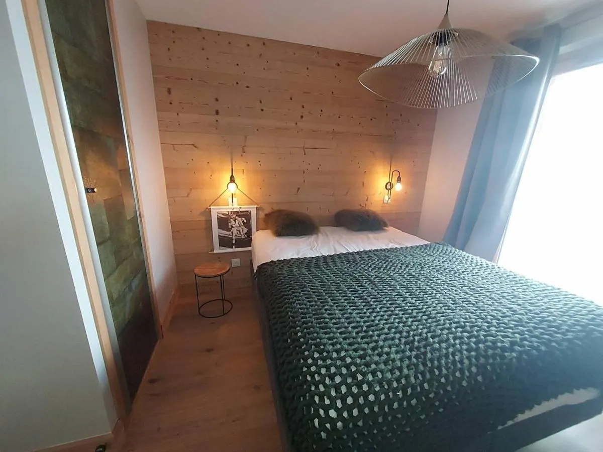 Image 5 of Chalet indépendant avec prestations hôtelières, 3 chambres, terrasse, parking, pour 6 personnes – FR-1-356-428
