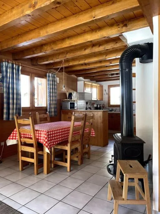 Image 2 of Chalet le Génépi 4-6 pers