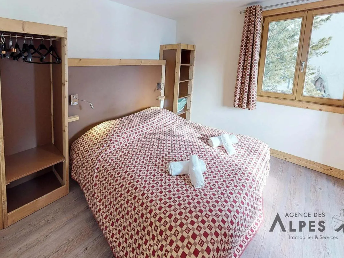 Image 6 of Chalet rénové avec sauna, garage et Wi-Fi – Saint-Martin-de-Belleville – FR-1-452-69