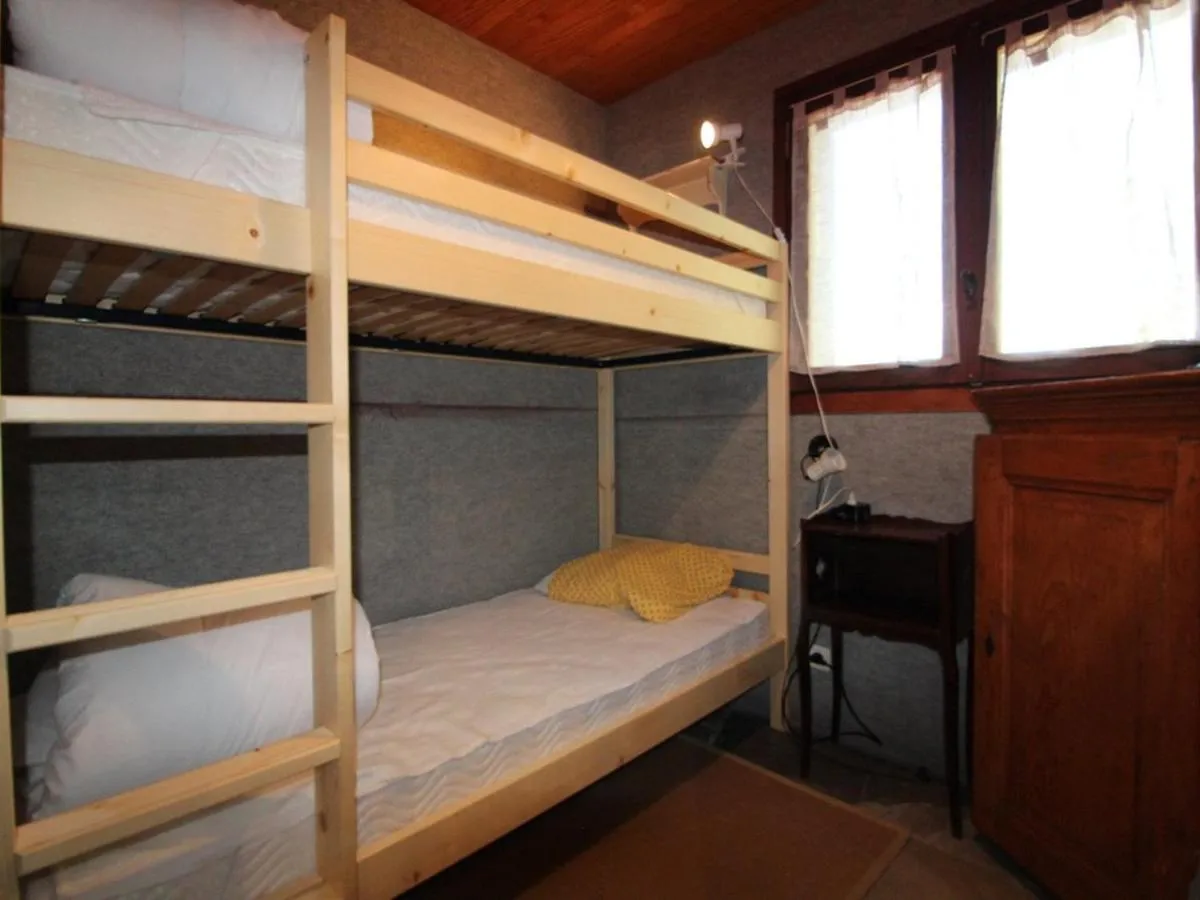 Image 6 of Chalet rustique pour 11 pers, accès direct pistes, animaux admis, Wi-Fi – FR-1-757-126
