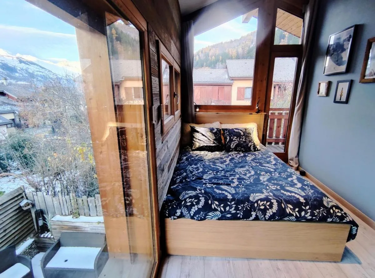 Image 2 of Chalet spacieux & spa