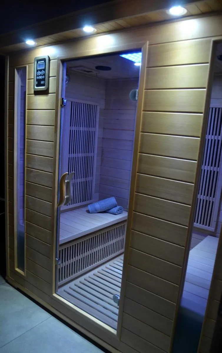 Image 6 of Chalet with Jacuzzi, billard and garden, close to Paradiski