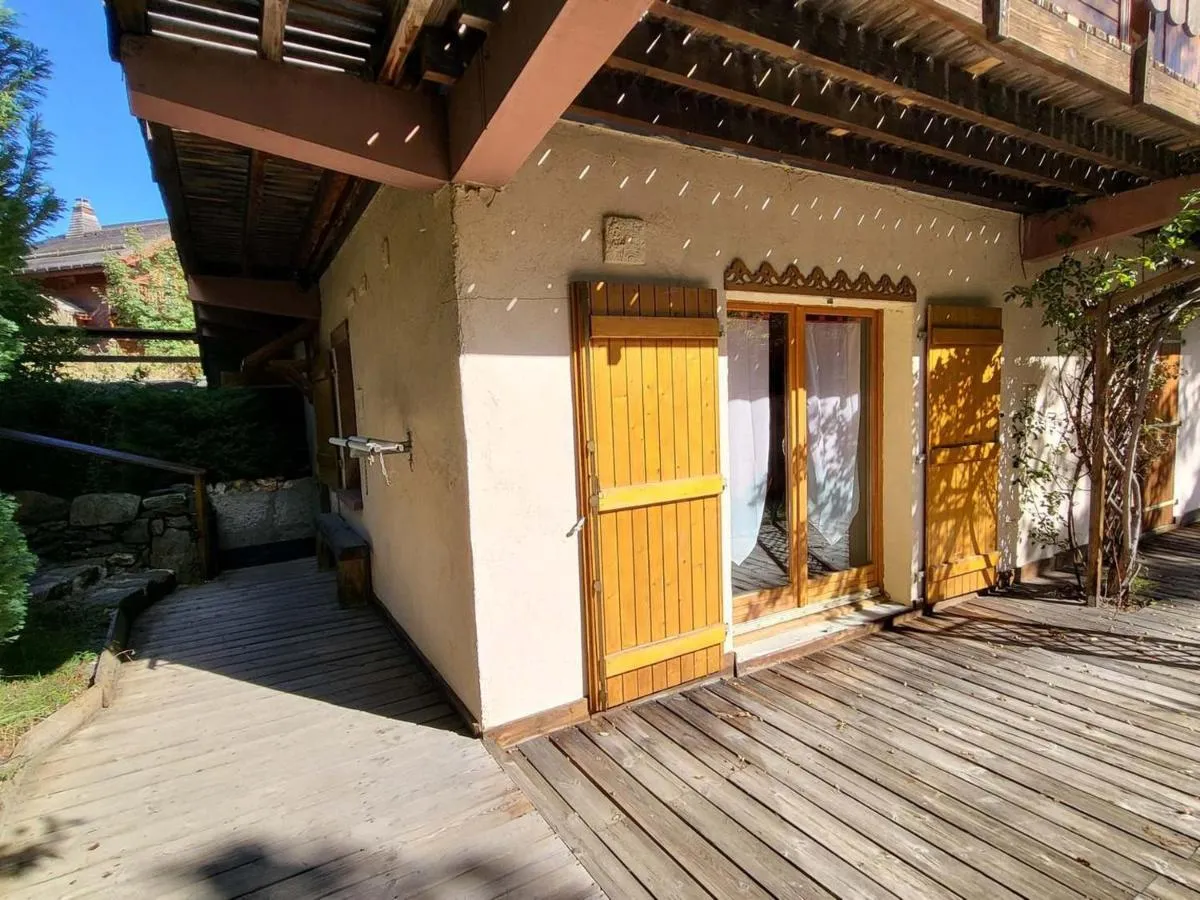 Image 4 of Charmant 2 pièces avec terrasse à La Tania – Animaux admis, Parking, Casier à skis – FR-1-513-97