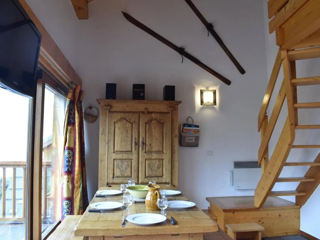 Image of Charmant 2 pièces mezzanine, 6 pers, centre Méribel, proche pistes et commerces – FR-1-180-364
