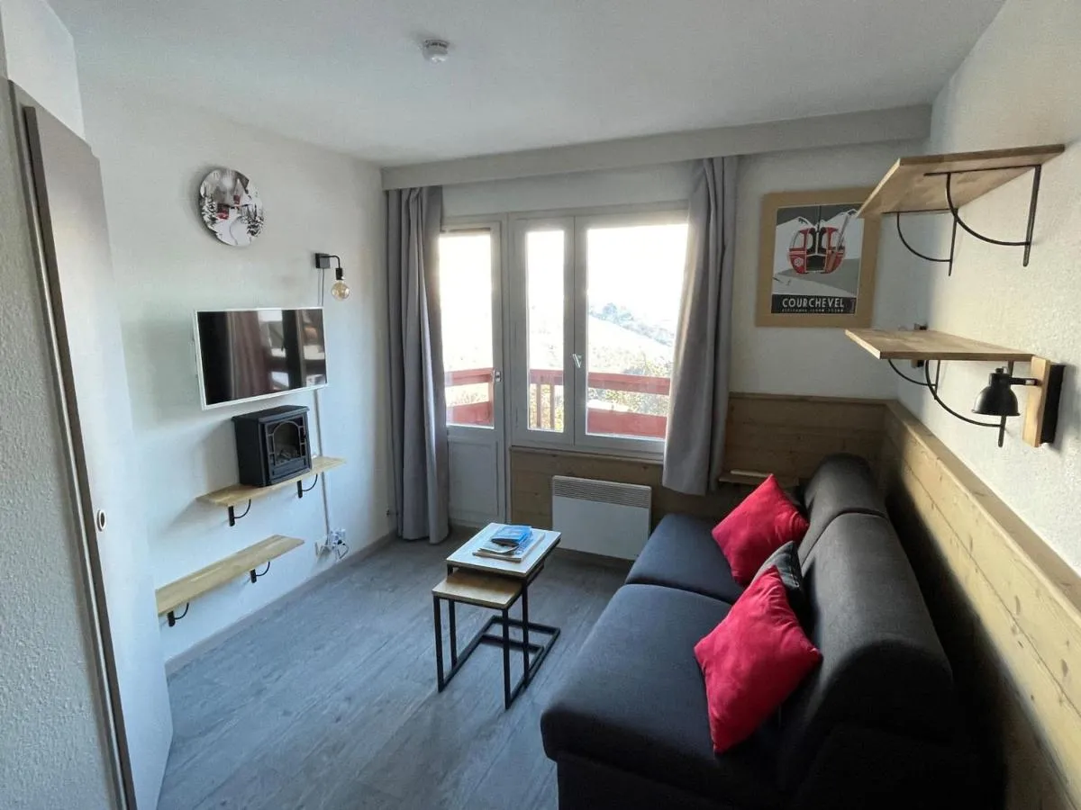 Image 1 of Charmant 2 pièces, proche commodités, animaux admis, WiFi, balcon – FR-1-513-30