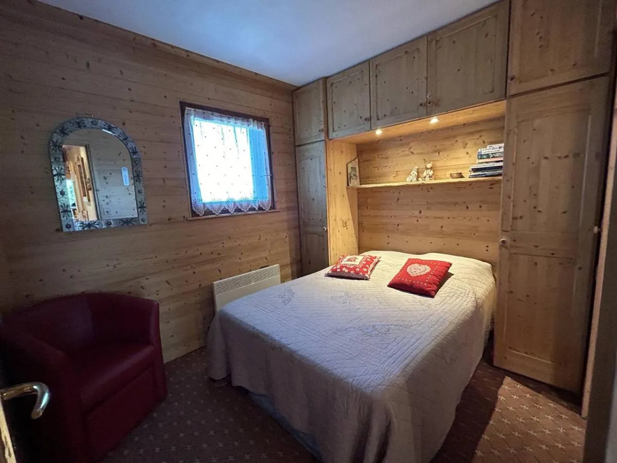 Image 6 of Charmant Appartement Méribel – 2 Pièces, Cabine, Balcon Sud, Casier à Skis – FR-1-355-266
