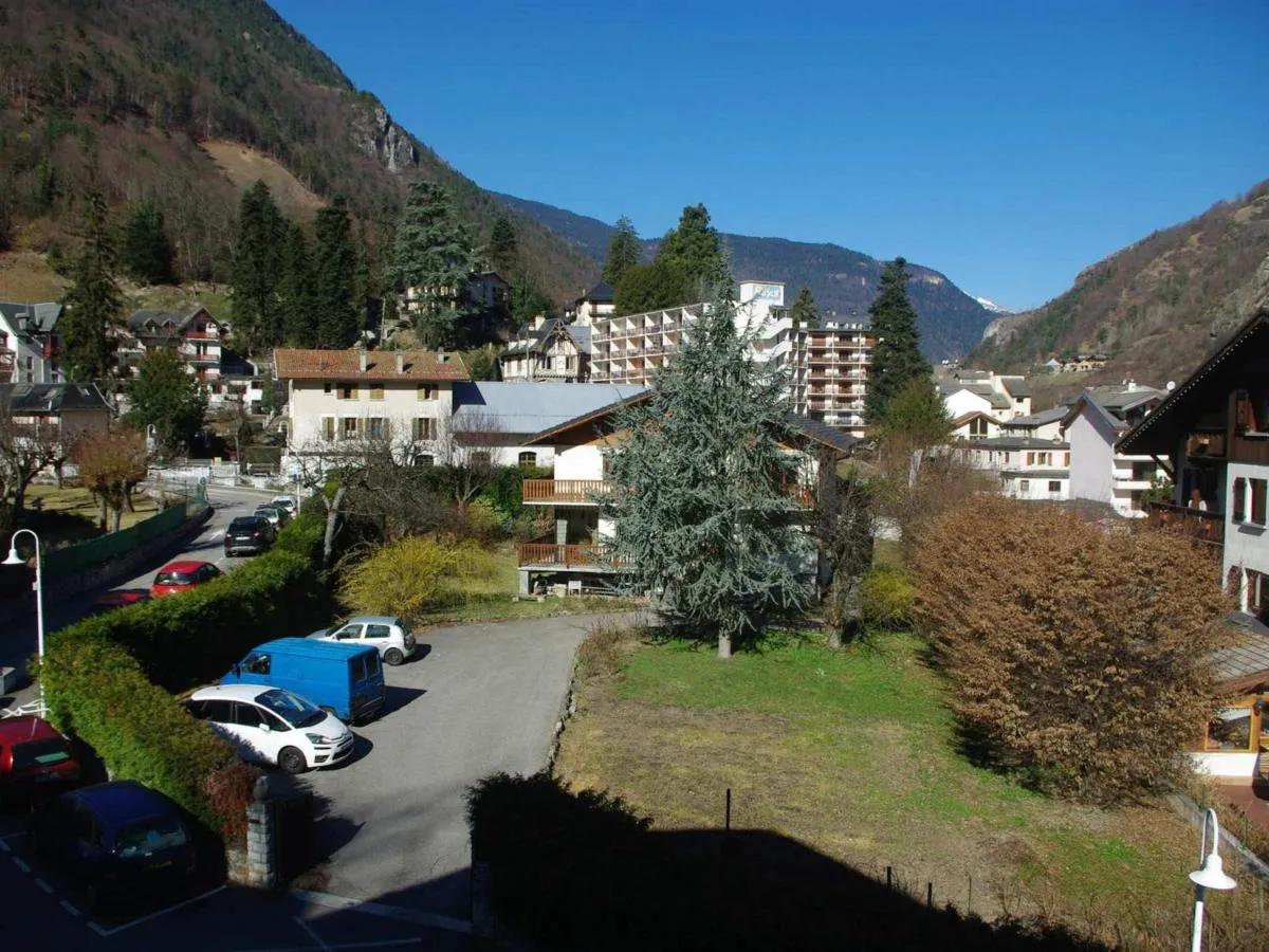 Image 4 of Charmant T3 à Brides-les-Bains – Résidence Moderne Proche Télécabine et Thermes – FR-1-512-148