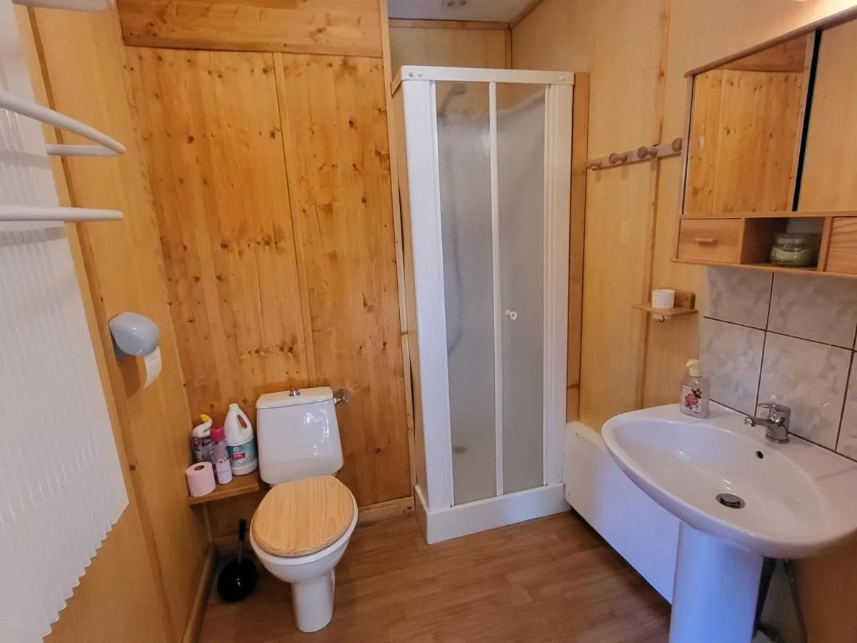 Image 2 of Charmant appartement 2P avec terrasse et animaux – La Tania – FR-1-513-95
