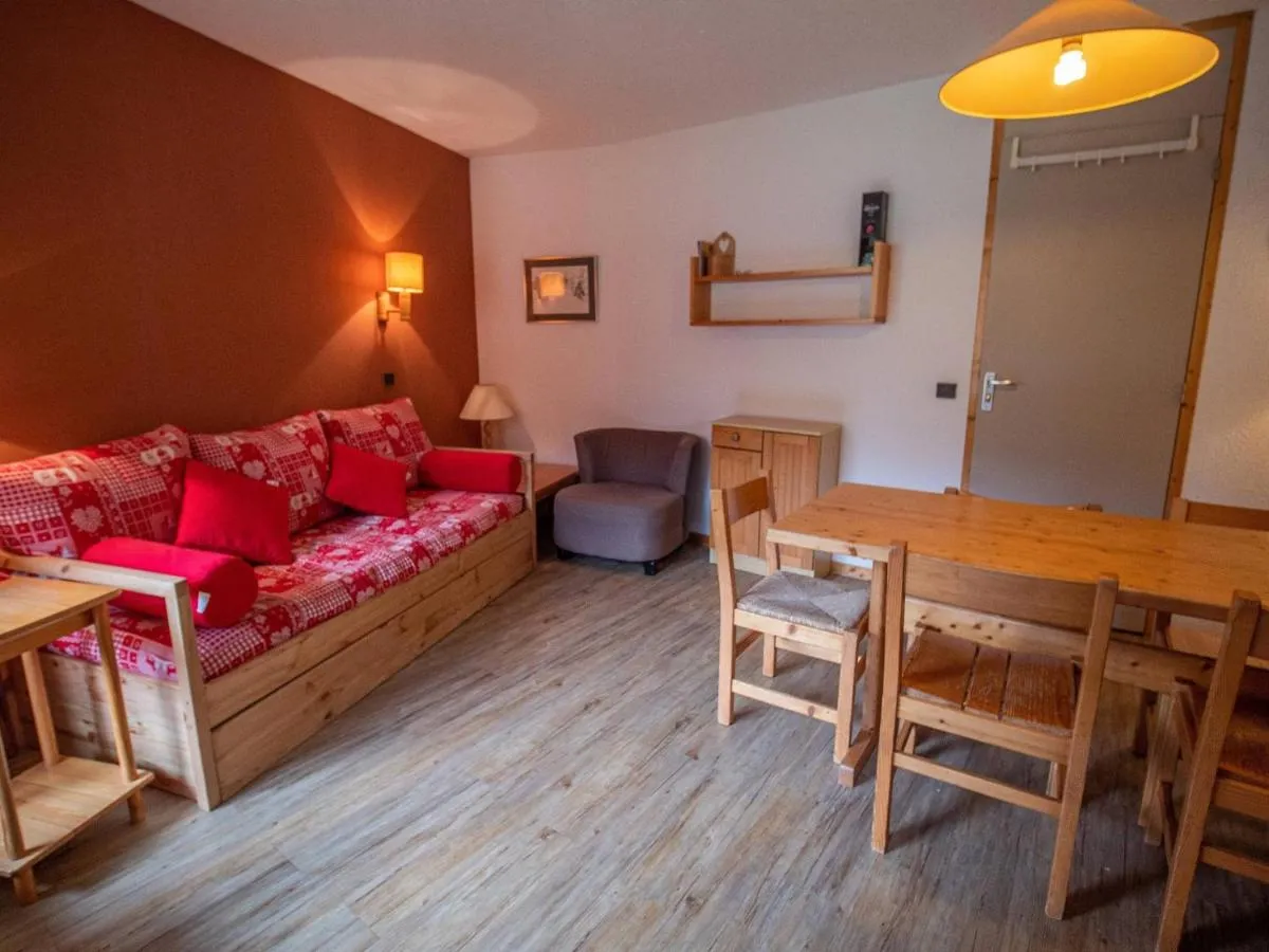 Image 3 of Charmant appartement 3 chambres avec balcon, proches des pistes et de l’ESF, animaux acceptés – FR-1-356-316