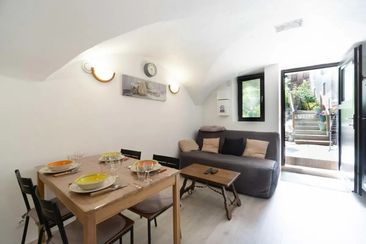 Image 4 of Charmant appartement 3 etoiles