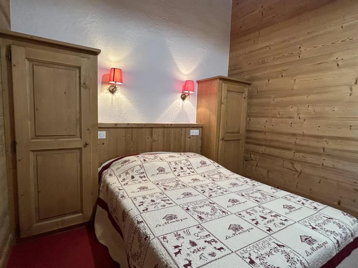 Image 5 of Charmant duplex 8 pers. skis aux pieds à Méribel Mottaret, balcon, cuisine équipée, animaux admis – FR-1-355-141