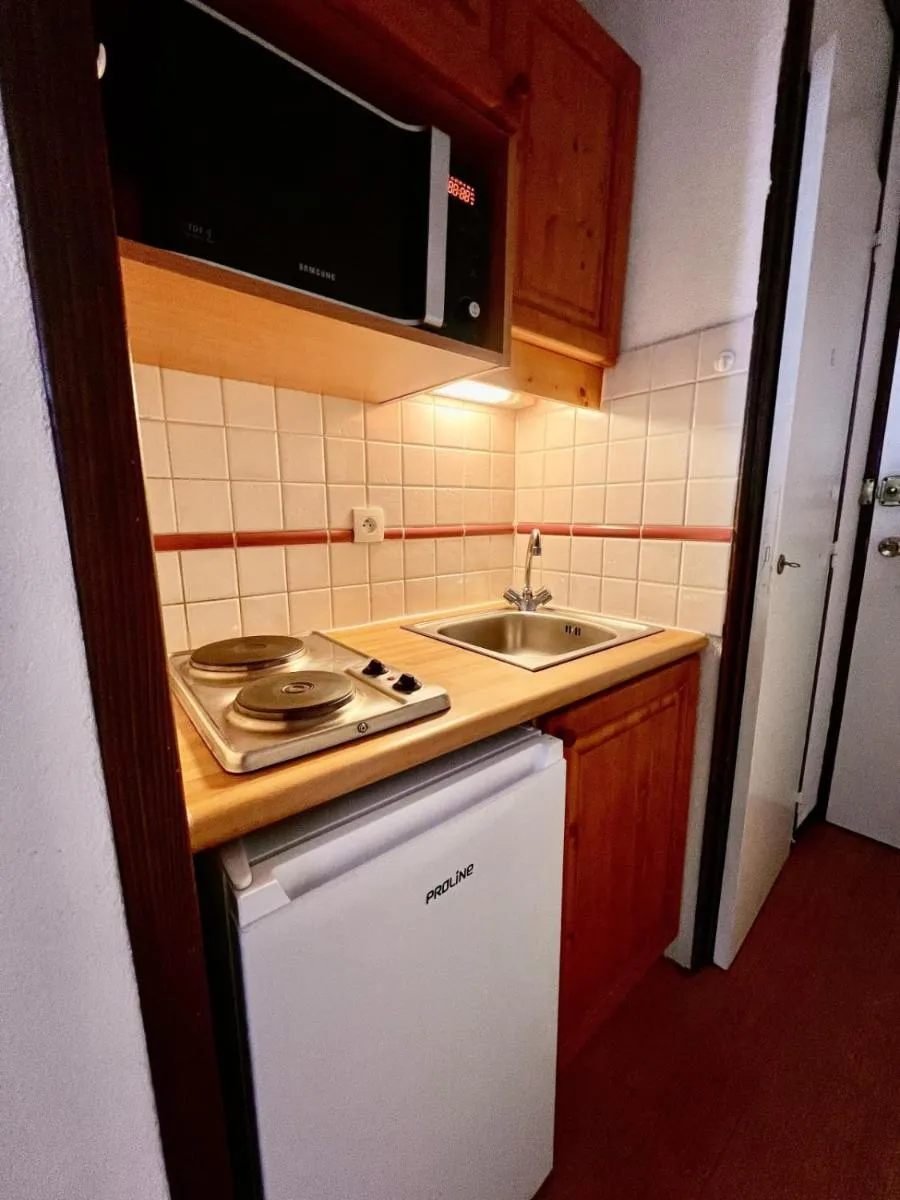Image 5 of Charming and comfortable studio with balcony