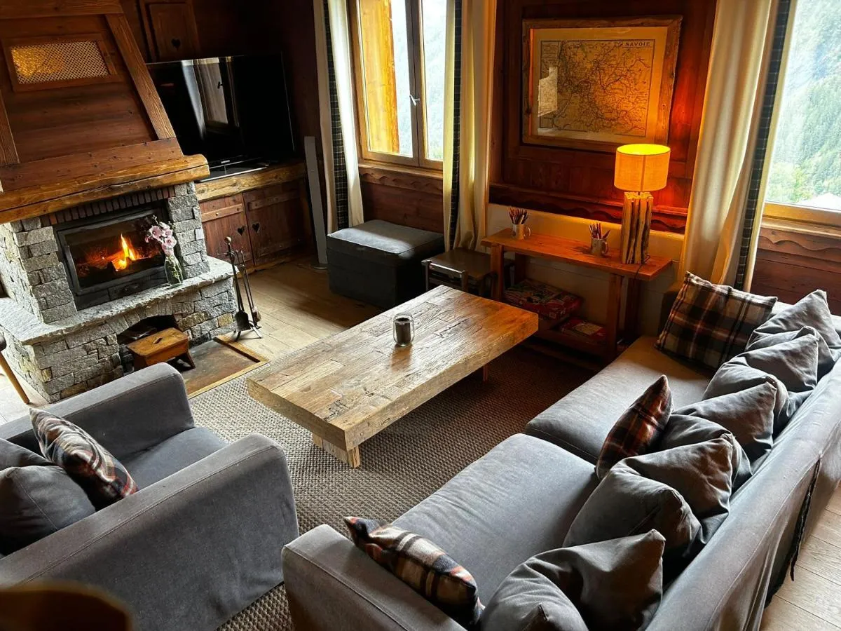 Image 6 of Charming family Chalet 5 mins from the slopes!
