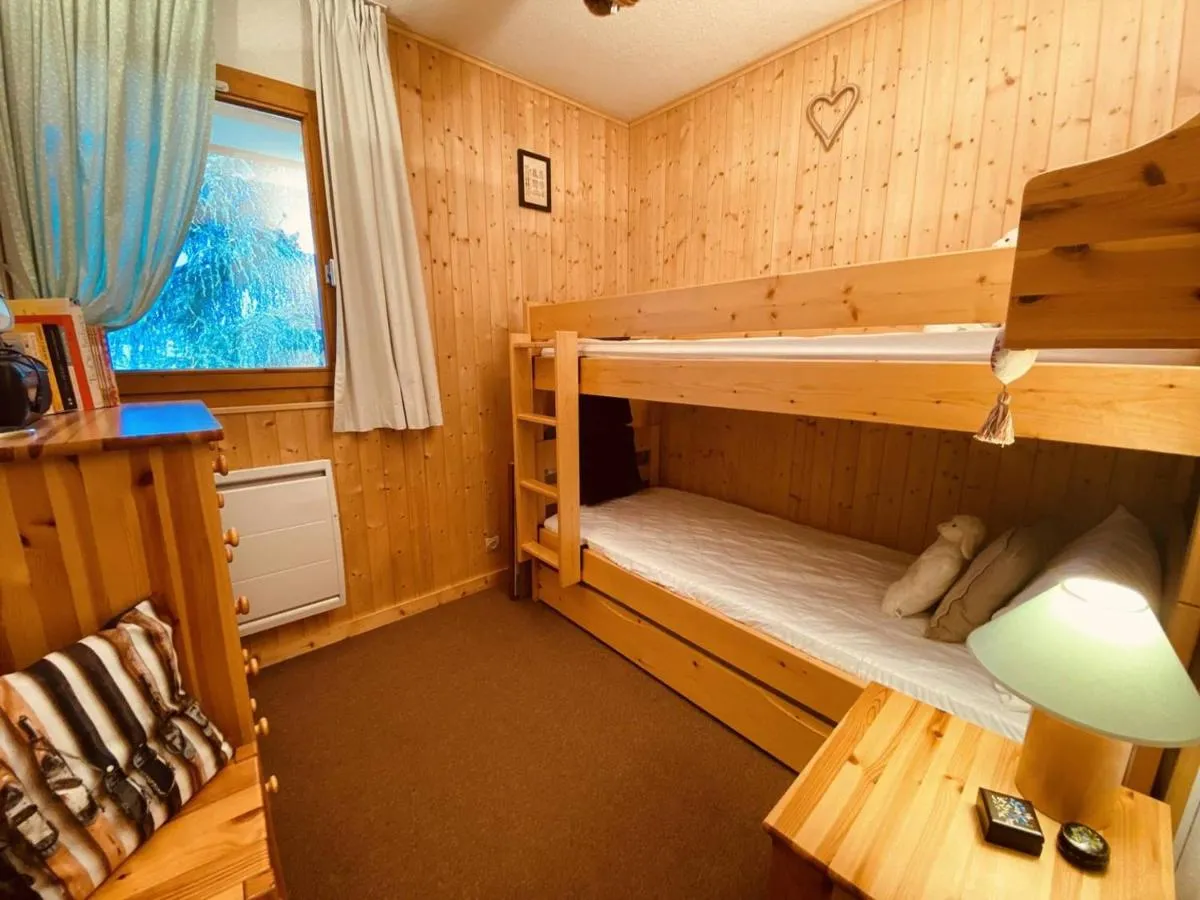 Image 3 of Confortable appartement 6 pers, prox pistes, parking inclus – FR-1-757-131