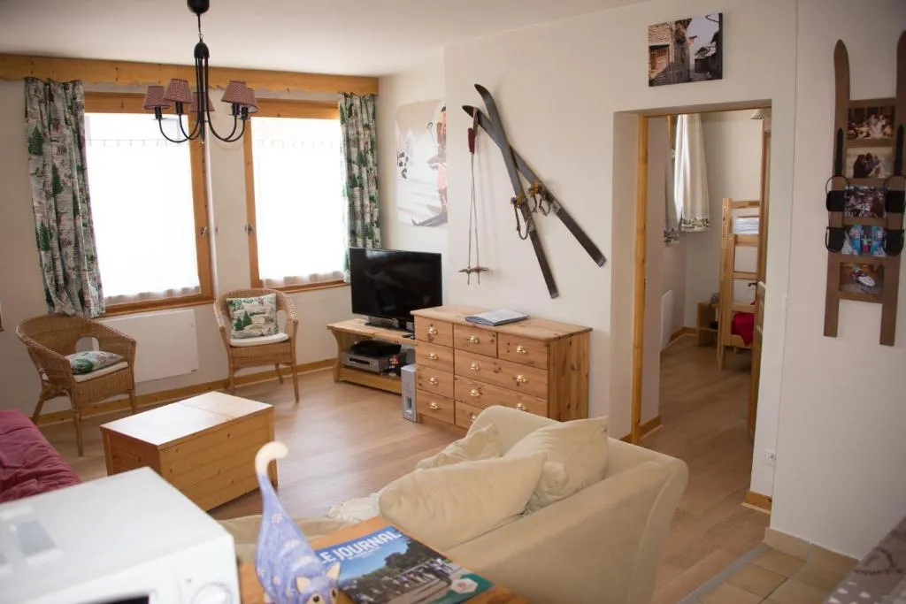 Image of Courchevel 1550 – VERITABLE SKI AUX PIEDS – APPARTEMENT LES TOVETS T2 – 47m2 – 4P