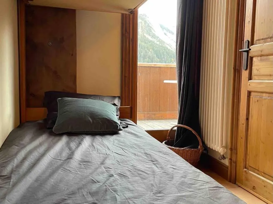 Image 1 of Courchevel 1650 appartement cosy 6 personnes