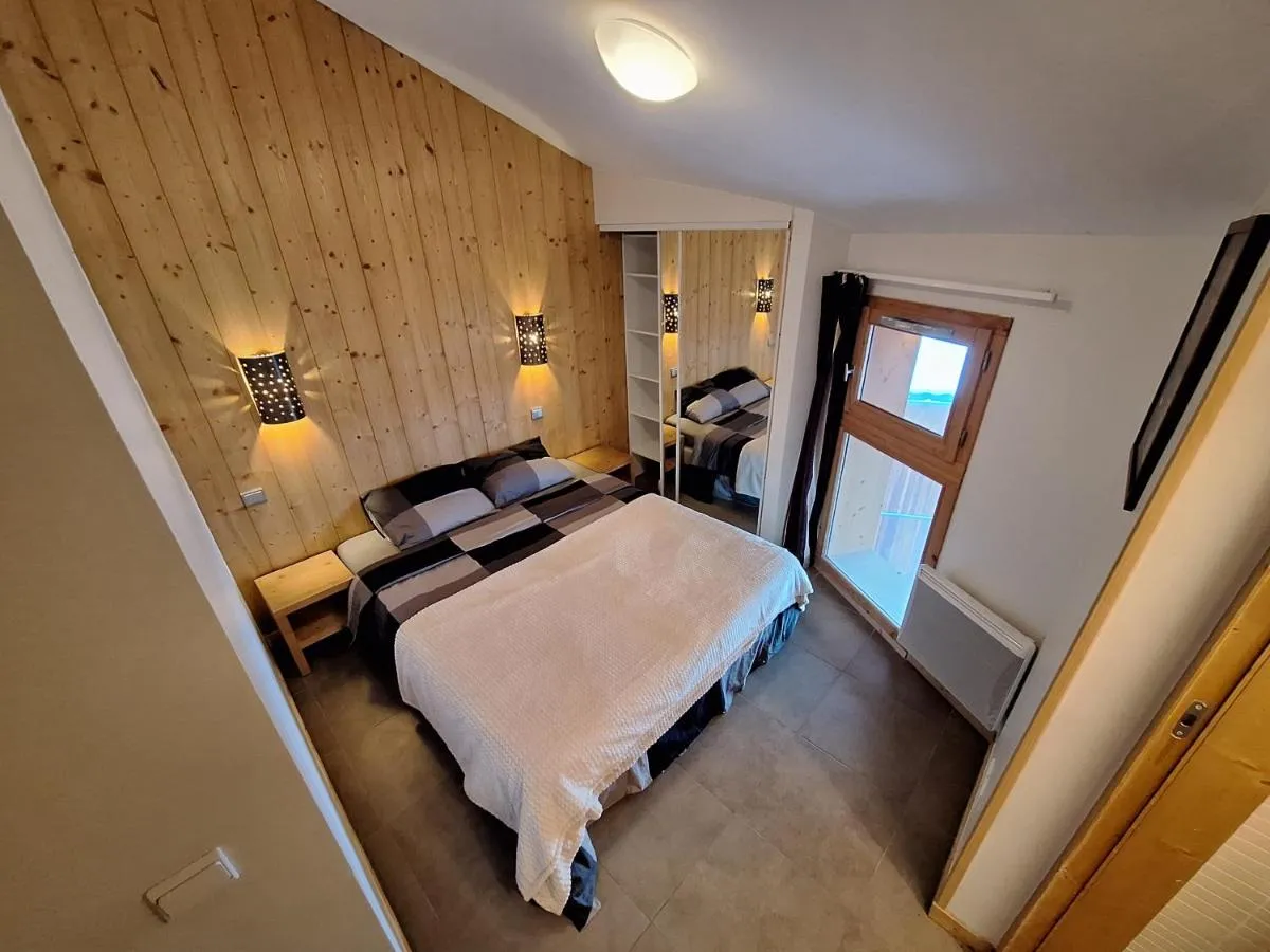 Image 2 of Duplex La Plagne – Montchavin, 4 Pièces, 8 pers – Pied des pistes, Sunday to Sunday ONLY