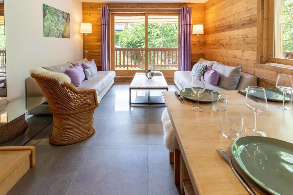 Image 4 of Fauvettes 4