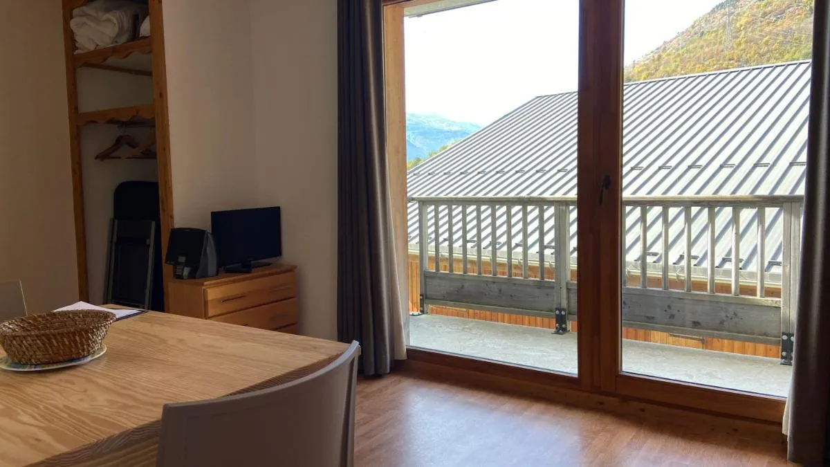 Image 4 of Hameau des Eaux d’Orelle 3 Vallées – 2 Studios Communicants