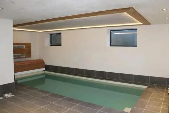 Image 4 of LA DATCHA CHALET PISCINE HAMMAM SAUNA 25 personnes