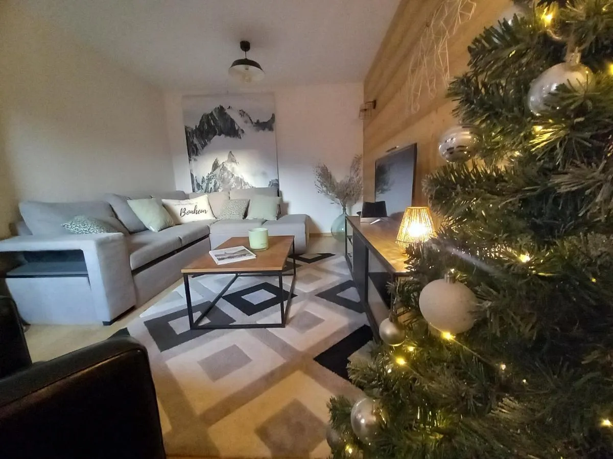 Image 1 of LE ZÈDÈL – Duplex 100m2 vue montagne, au cœur de la Savoie, au pied des stations de ski