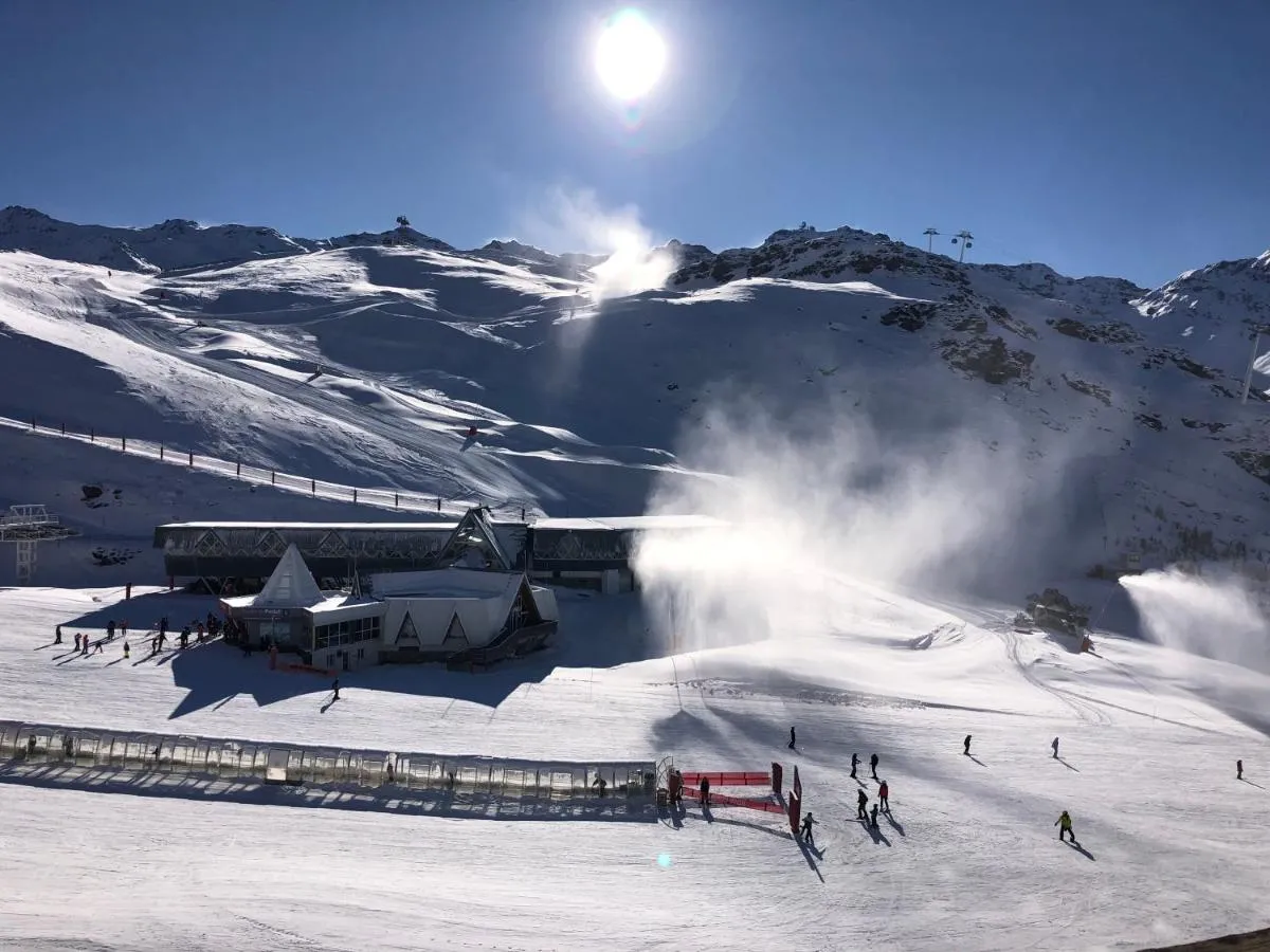 Image 2 of L’Eterlou on pistes,Val Thorens