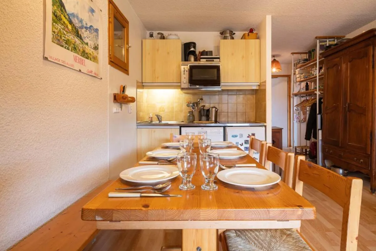 Image 2 of Large flat in Méribel Village with balcony