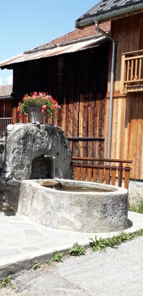 Image 1 of Le Chalet des Fées