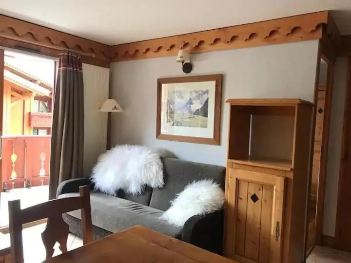 Image of Le Chamois des Alpages de Reberty ski au pied