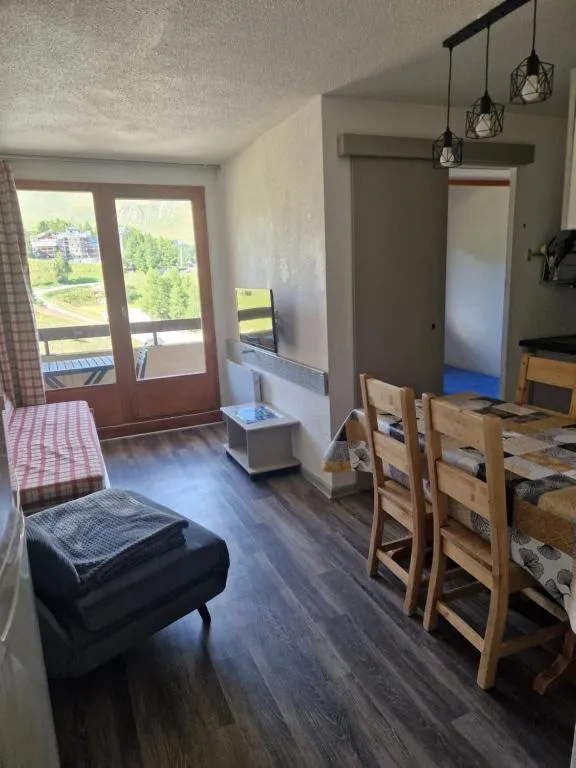 Image of Le Charmant – au coeur Plagne Soleil – appartement T2, 5 personnes Wifi