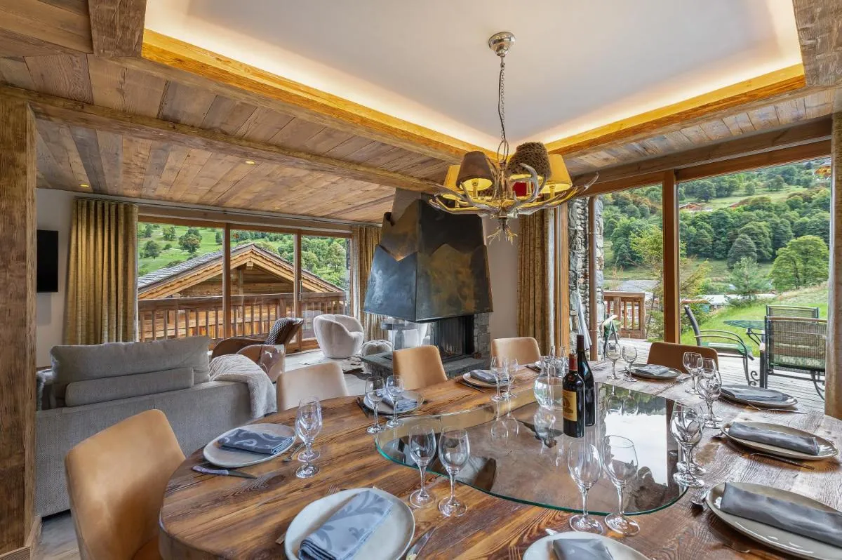 Image 6 of Le Cheval Blanc Luxe, skis aux pieds, jacuzzi, hammam, salle de cinéma