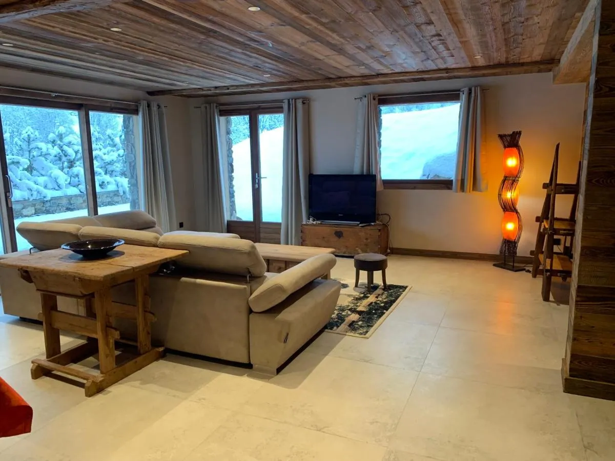 Image 3 of Le Cheval Blanc, Ski aux pieds, Jacuzzi