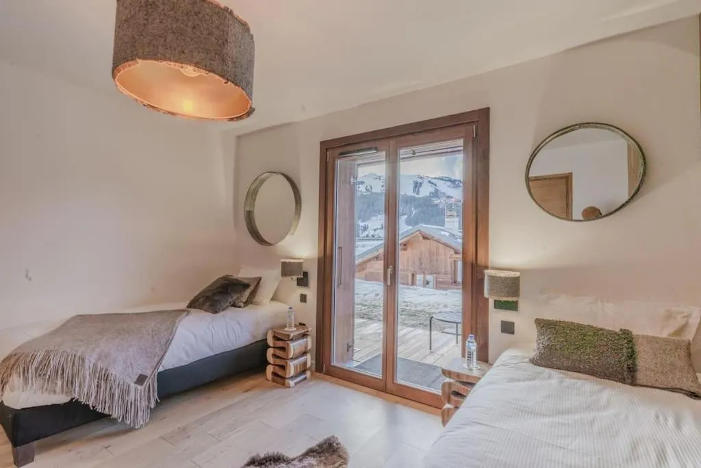 Image 3 of Le Glacier Pelve Courchevel 1650 – Five Bedrooms – Bed & Breakfast