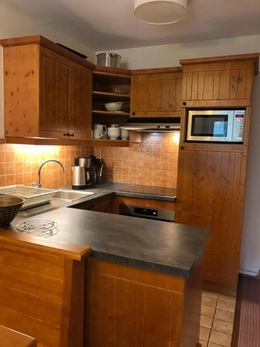 Image 6 of Le Grand Ours – Ski in ski out 4 bed chalet, Arc 1950