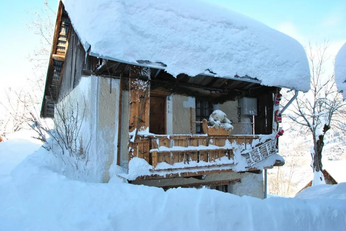 Image 3 of Le MAZOT chalet Lucie