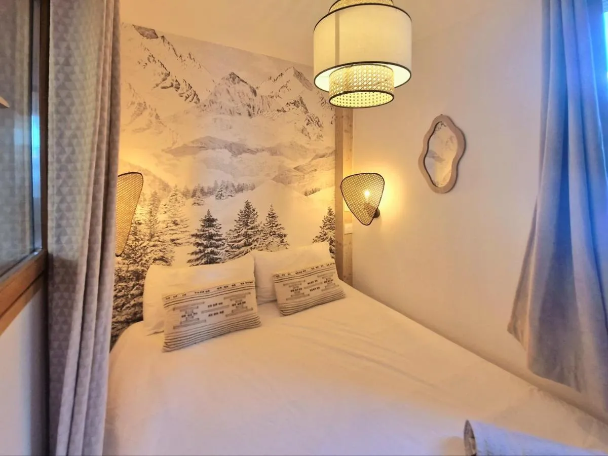 Image 1 of Le Nuage – 2050 Belle Plagne, F2 Ski aux pieds