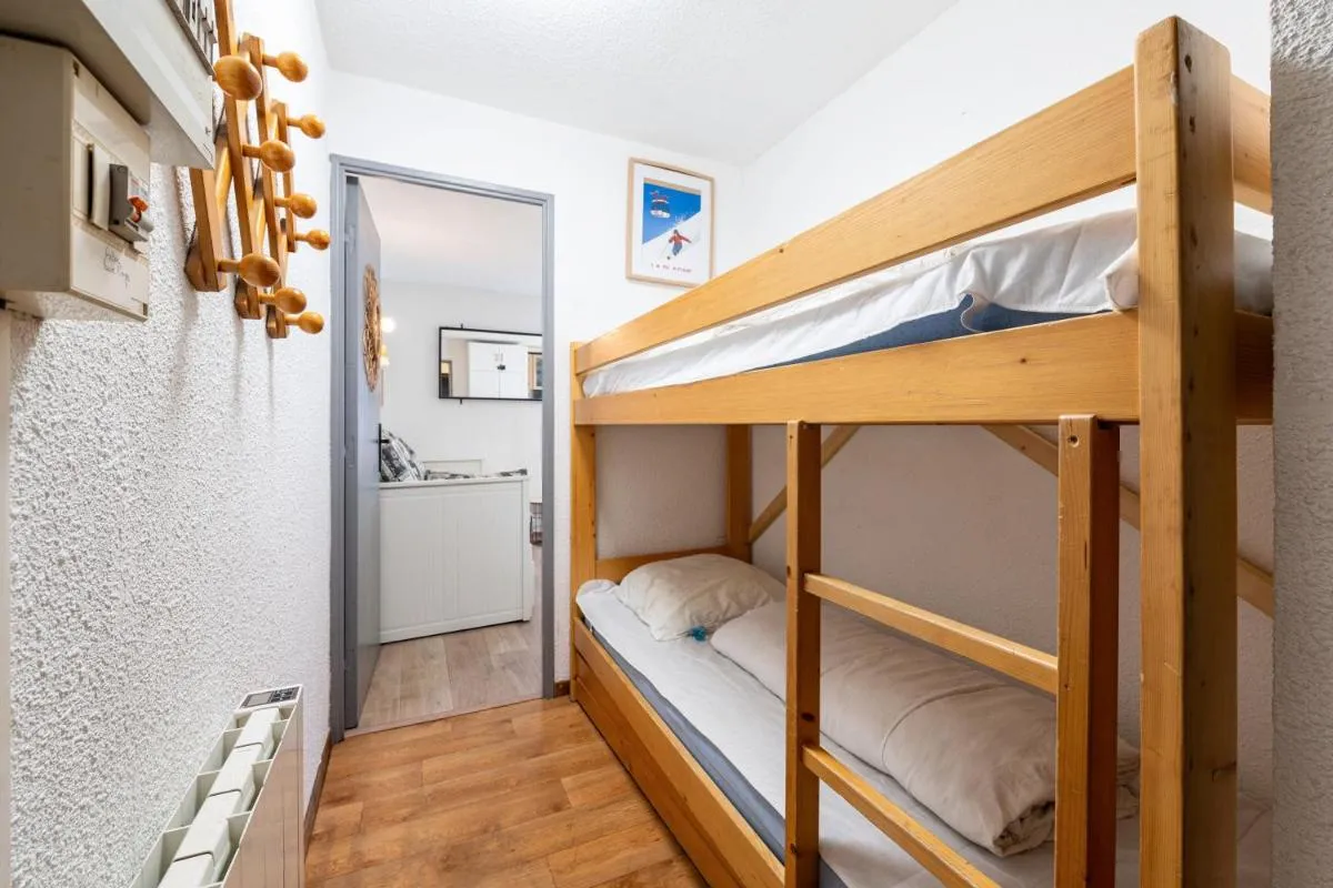 Image 3 of Le Petit Refuge de la Plagne – Studio vue montagne
