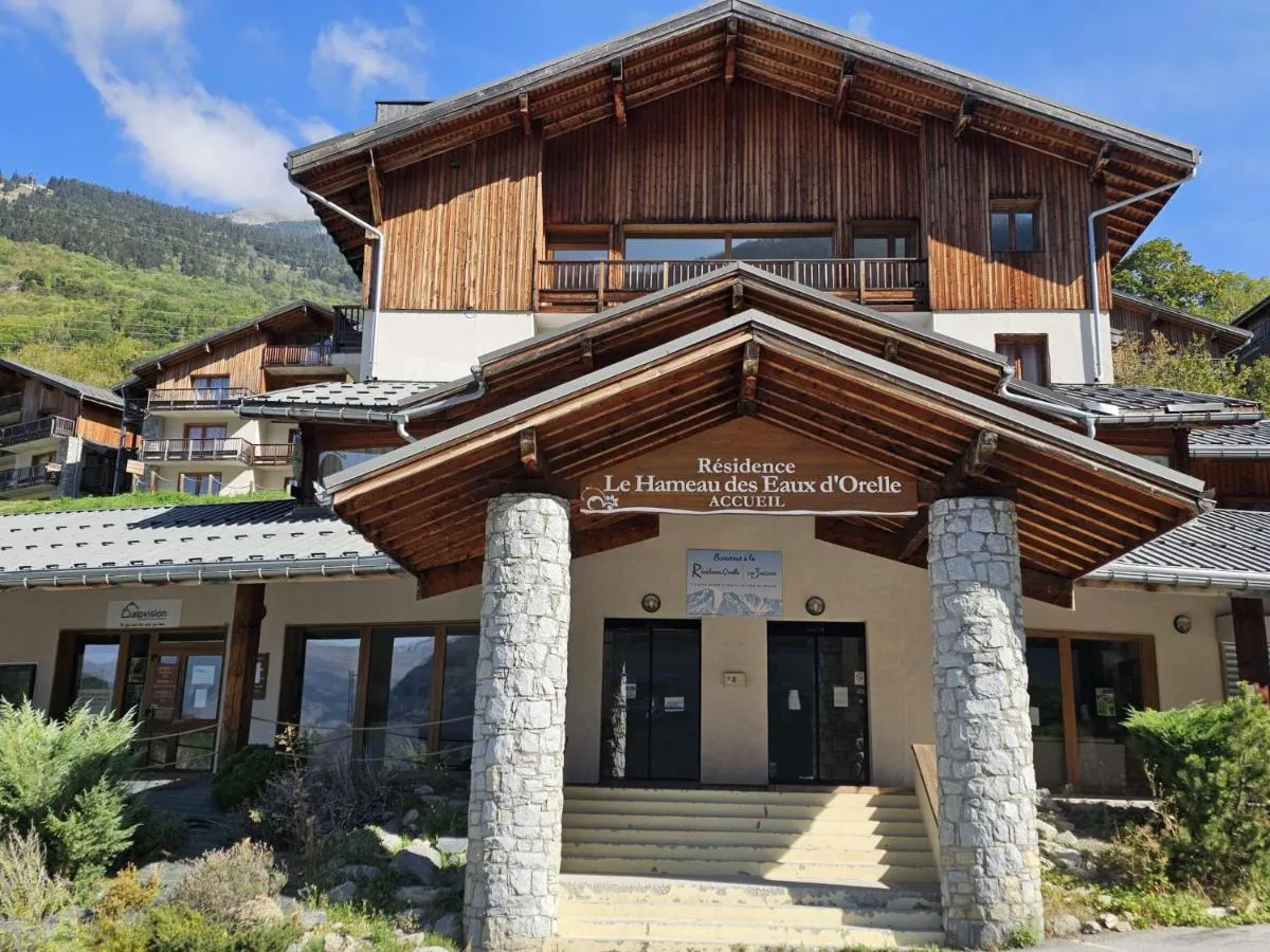 Image 2 of Les 3 Vallées – Hameau des eaux d’Orelle – Appartement 003
