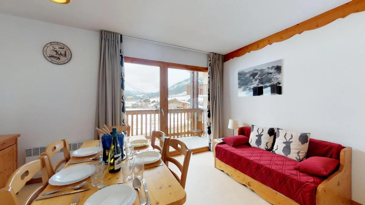Image 2 of Les Balcons PROCHE PARC NATIONAL VANOISE appartements 2 pieces 6 pers CABINE