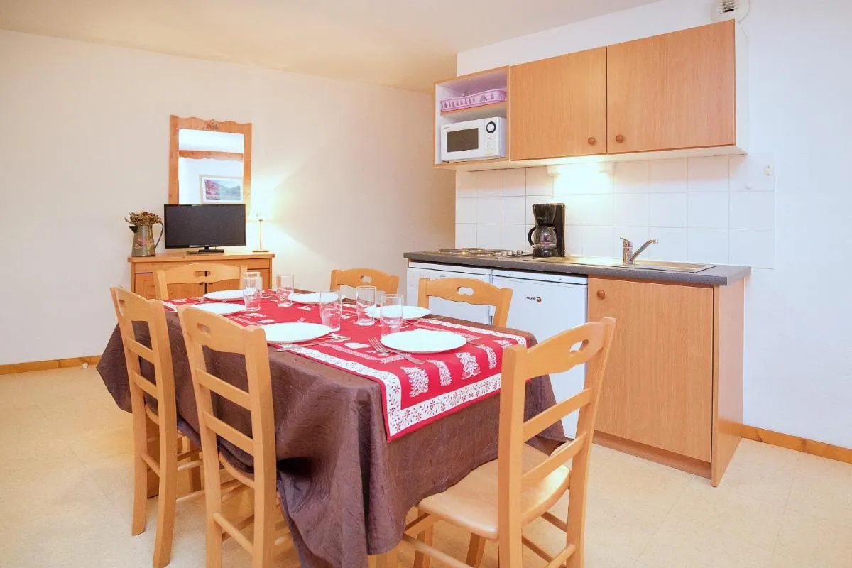 Image 4 of Les Balcons PROCHE PARC NATIONAL VANOISE appartements 2 pieces 6 pers CABINE