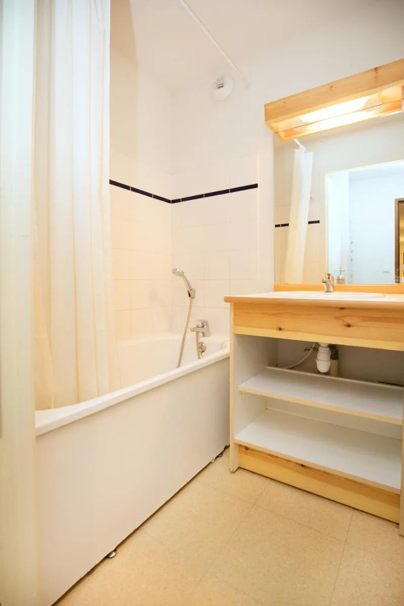 Image 6 of Les Balcons PROCHE PARC NATIONAL VANOISE appartements 2 pieces 6 pers MONTAGNE