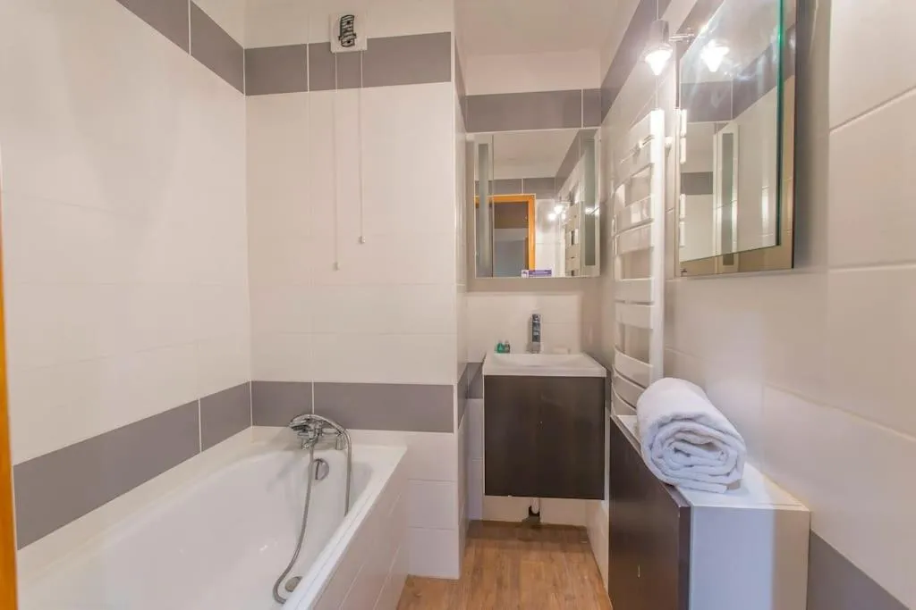 Image 1 of Les Dryades – Appartement lumineux avec grand balcon et vue sur la montagne